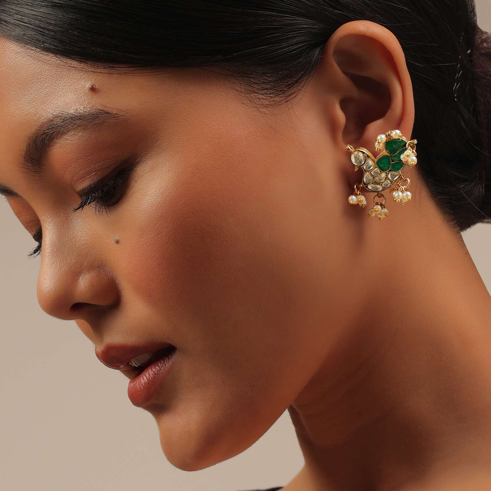 gold finish kundan polki stud earrings with synthetic-sg145795 3