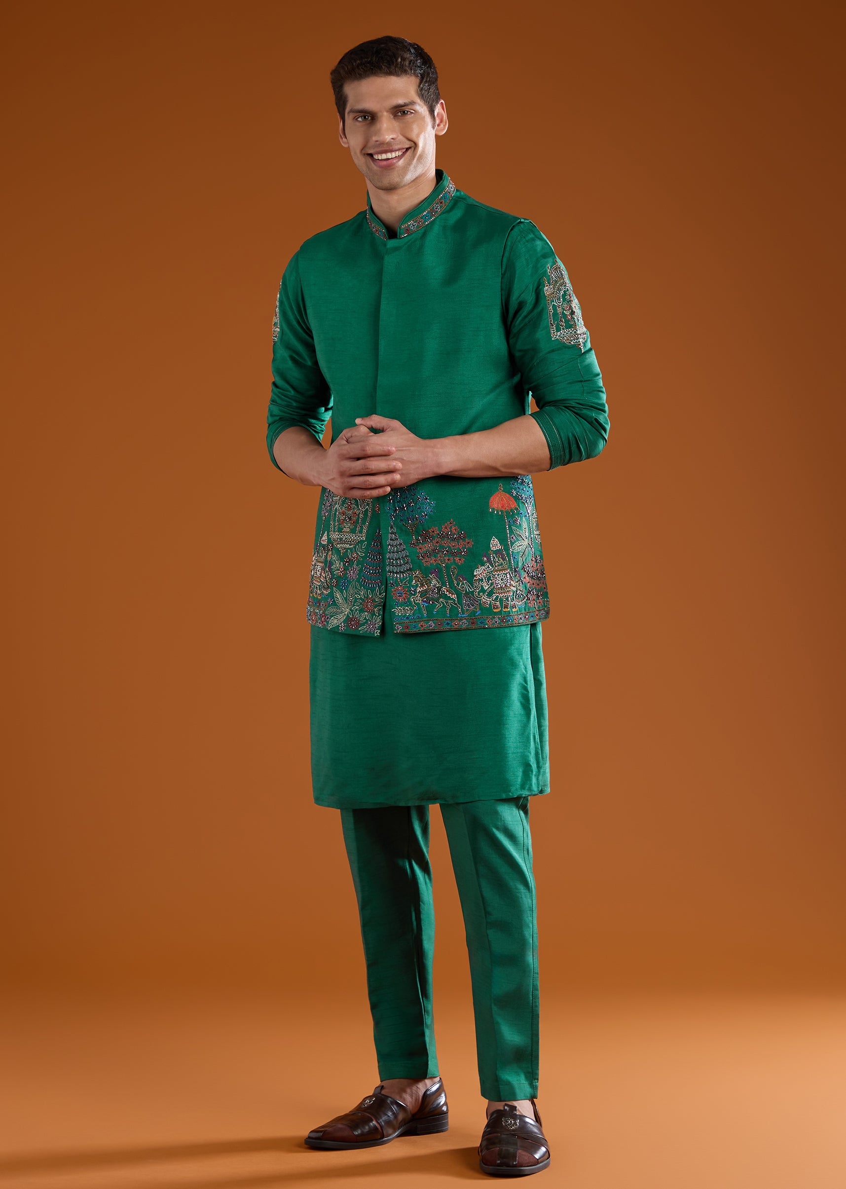 green-dola-silk-jacket-kurta-set-with-thread-work-sg330390-2 6fa292ca-0bb7-4a23-b068-70156d4b2b93