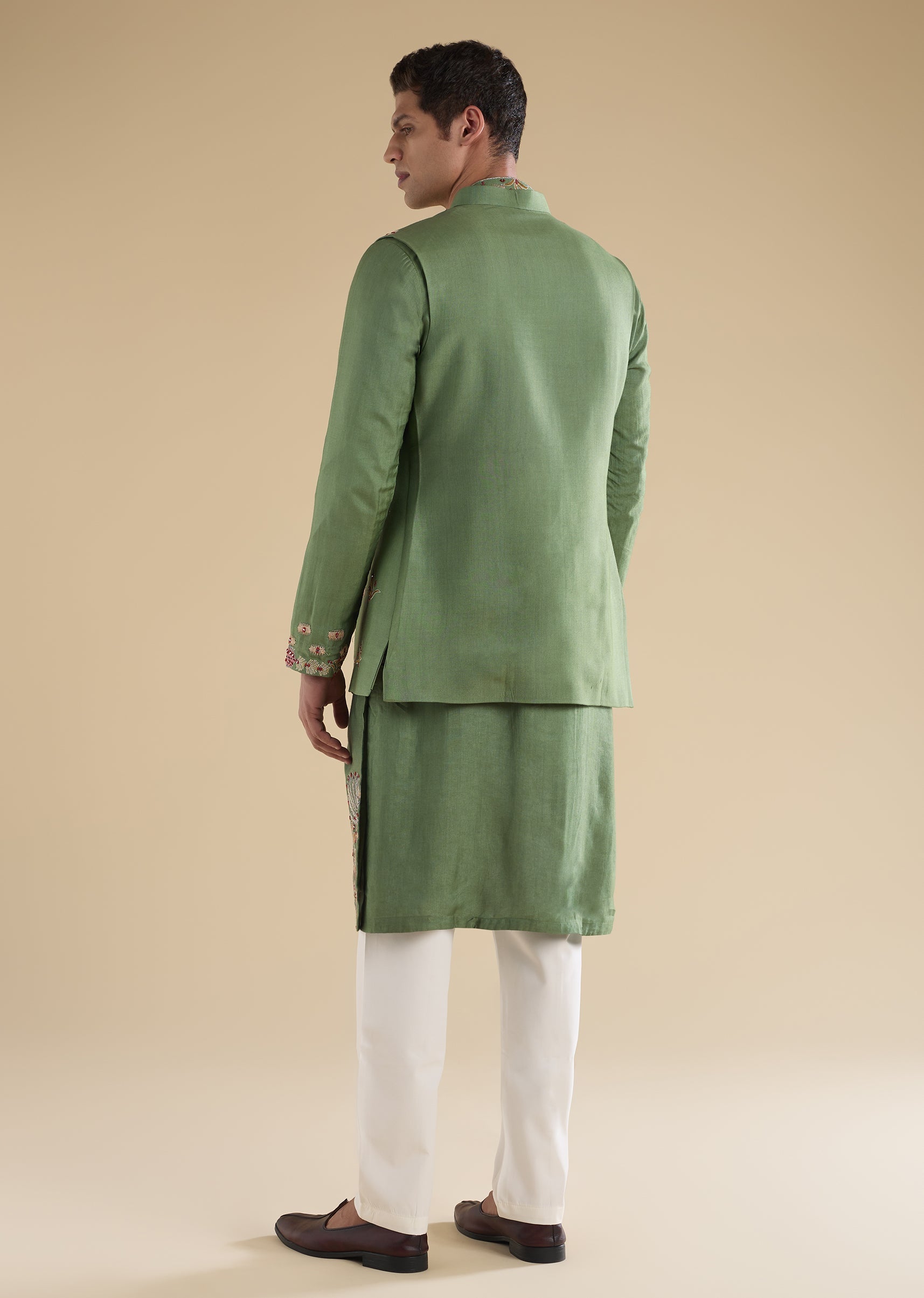 green-embroidered-kurta-jacket-set-sg328551-5 bf04f760-fc92-4284-8ecb-48614f22f97a