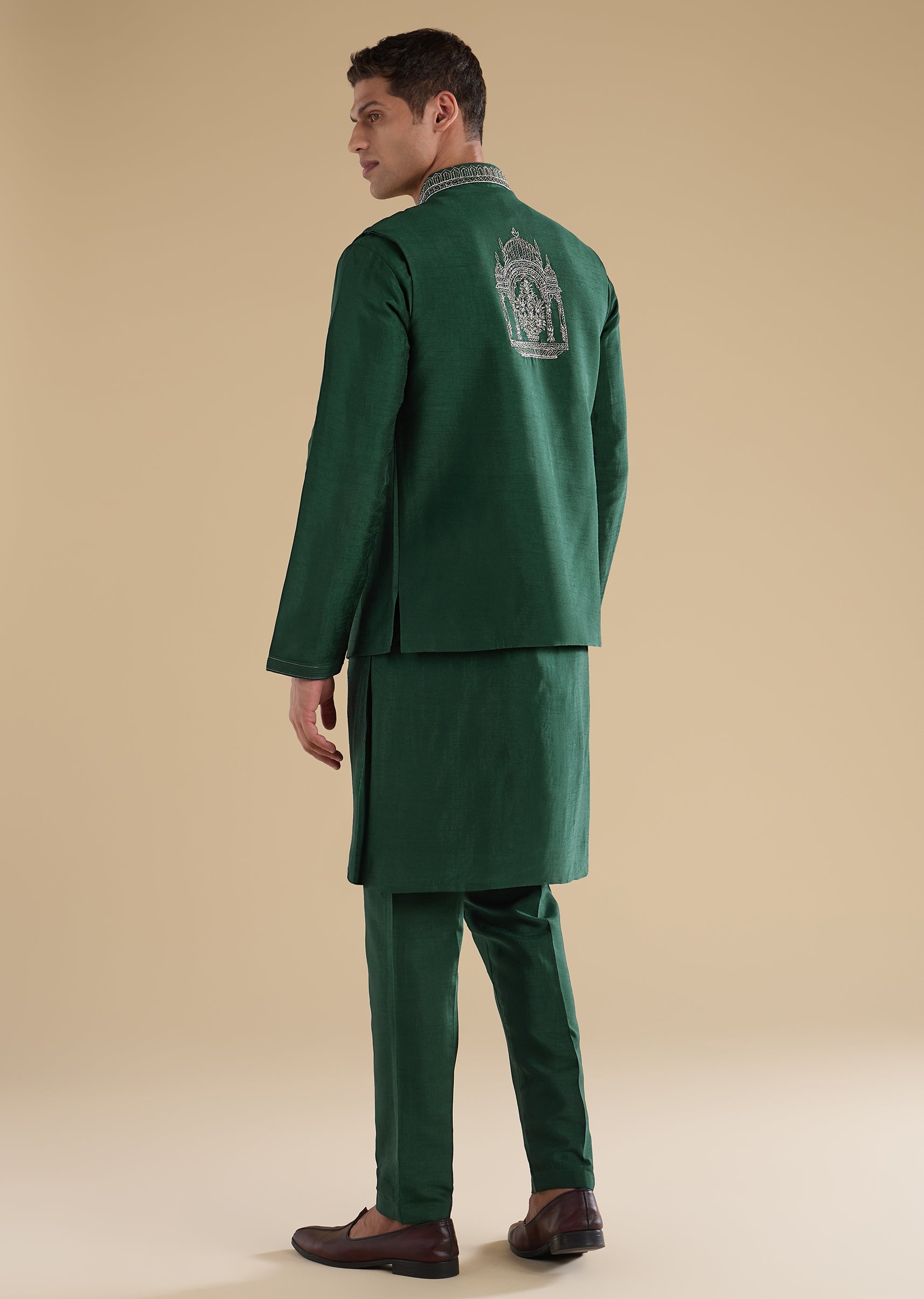 green-embroidered-silk-kurta-jacket-set-sg330446-5 9b4877e9-4d04-408f-8b4b-72cc9b08deb0