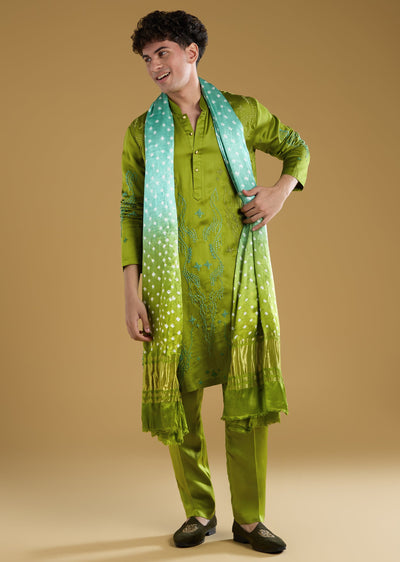 green-silk-kurta-set-with-thread-detail-work-sg366167-1 8919d334-3c6b-4b22-a58f-fc4dd4b403bf