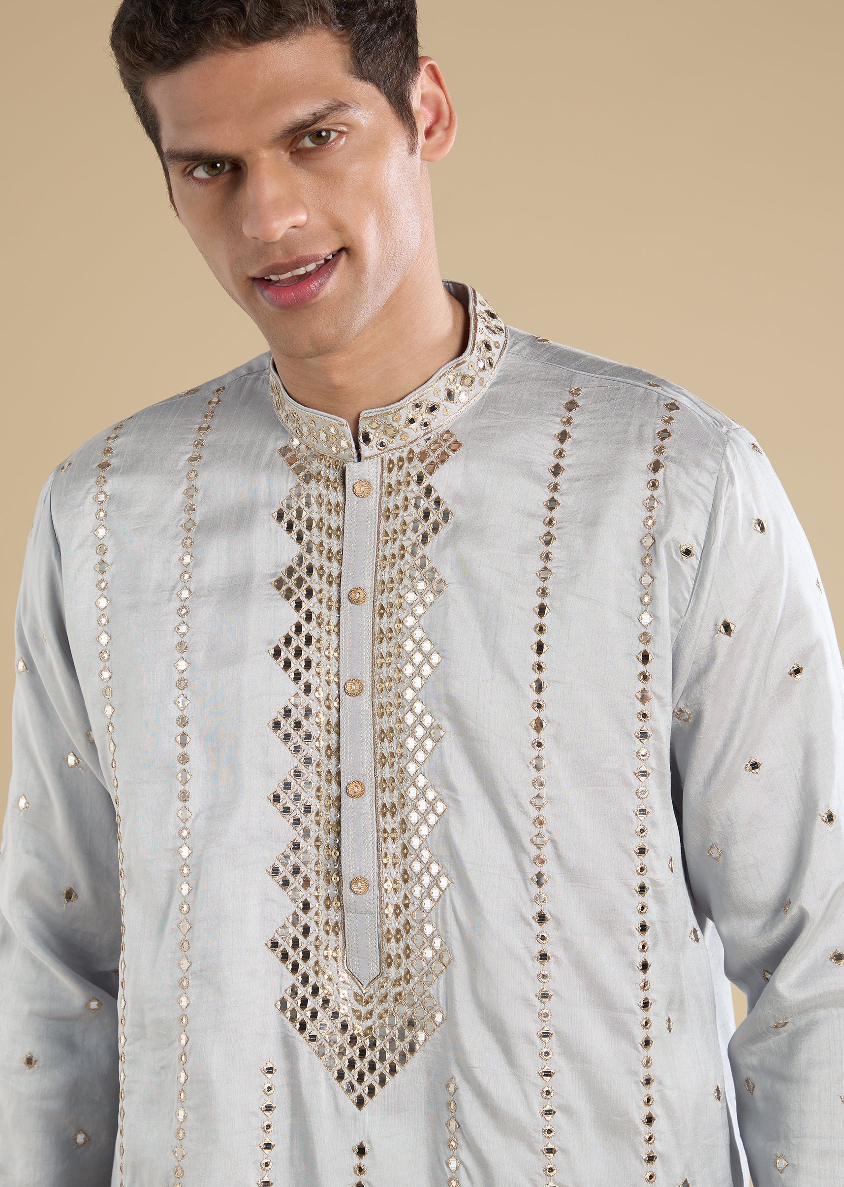 grey-embroidered-kurta-set-sg376852-2 3fc1fc0f-9d90-43ea-ba8b-a2433a214c45