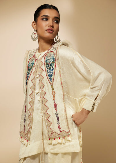 Ivory Floral Tunic And Dhoti Set With Jacket