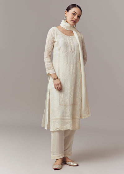 Ivory Kurta Set With Thread Sequins And Moti Work And Dupatta
