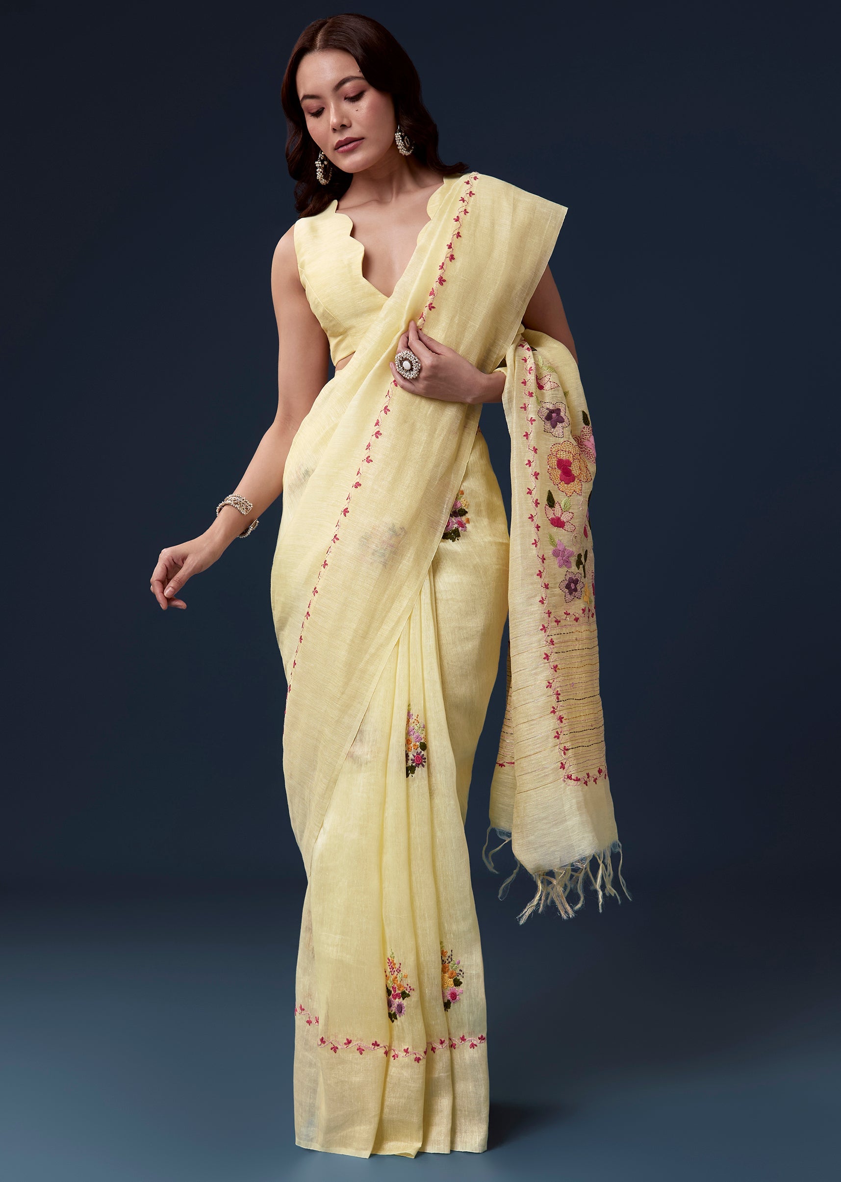 lemon-yellow-linen-saree-with-resham-thread-floral-embroidery-sg337718-3 79b9c401-54ea-4294-8b18-4a636e746220