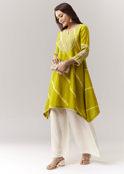 lime-green-zardosi-kurta-straight-pant-coord-with-leheriya-border-sg383525-1 3c3670a9-739f-43c0-9962-3f2ae2abe412