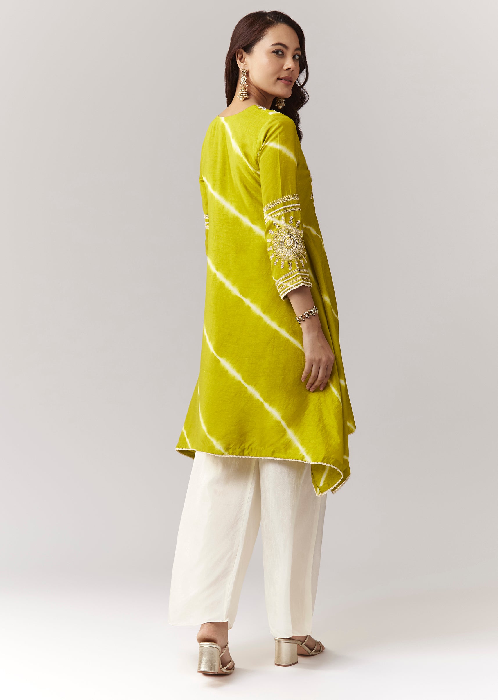 lime-green-zardosi-kurta-straight-pant-coord-with-leheriya-border-sg383525-5 397d4f17-ccc7-4767-a819-08171501bbc3