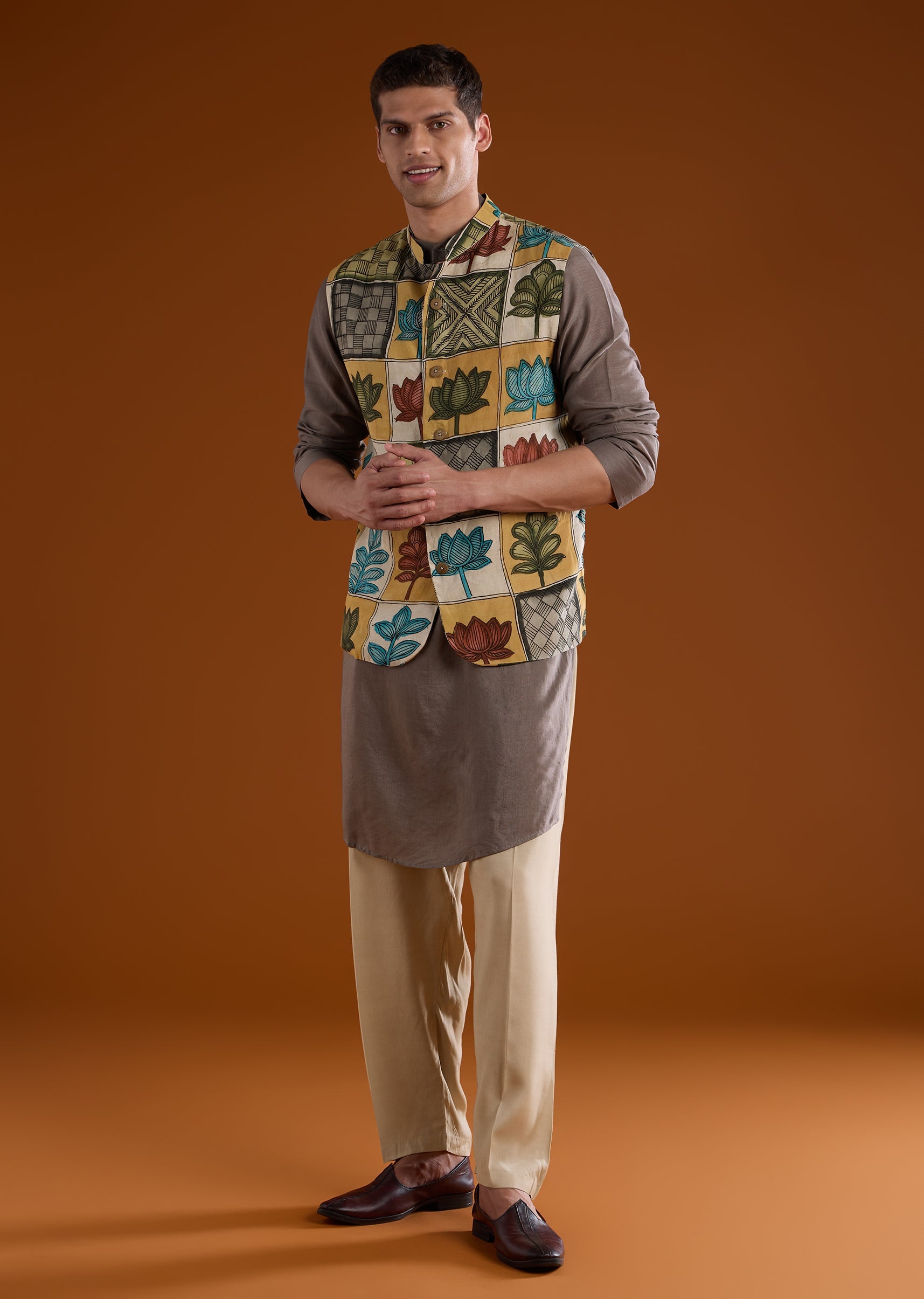 mustard-yellow-silk-mens-kurta-jacket-set-with-hand-painted-kalamkari-sg349661-1 0dd6b7f7-8e33-41ce-9f63-0128d73adbb1