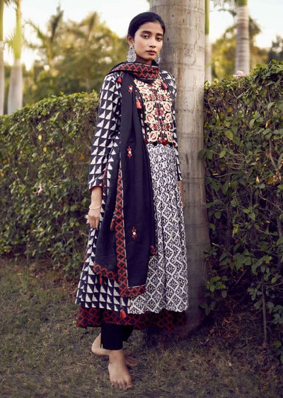 off-white-a-line-suit-in-cotton-with-black-tribal-print-with-colorful-resham-flowers-on-the-yoke-online-kalki-fashion-m023bk04y-sg39385 3