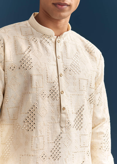 off-white-linen-kurta-set-for-men-with-mirror-embroidery-sg330494-2