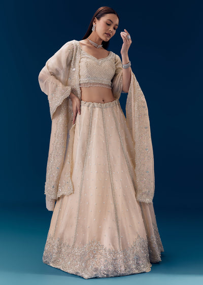 off-white-resham-work-bridal-lehenga-set-sg275388-1 5475a0d8-2615-4aa4-a0ce-d1cf362499c6