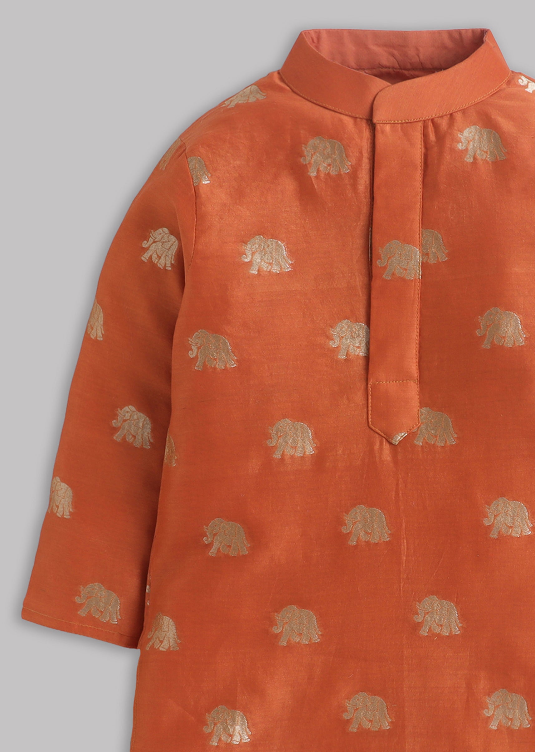 orange-chanderi-kurta-set-with-zari-detail-sg392827-4 80155d2c-ae4d-4183-ba7e-90045ba482e9