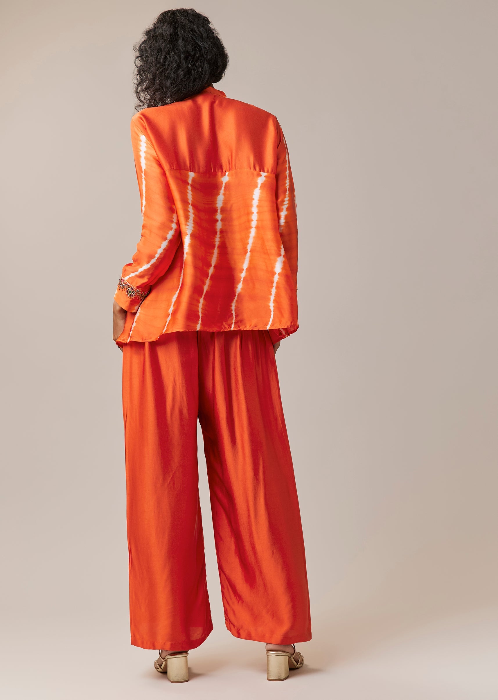 orange-hand-dyed-bandhani-and-leheriya-pant-set-sg337394-5 e32bc911-7a82-4b35-8748-2bbdc306bd06