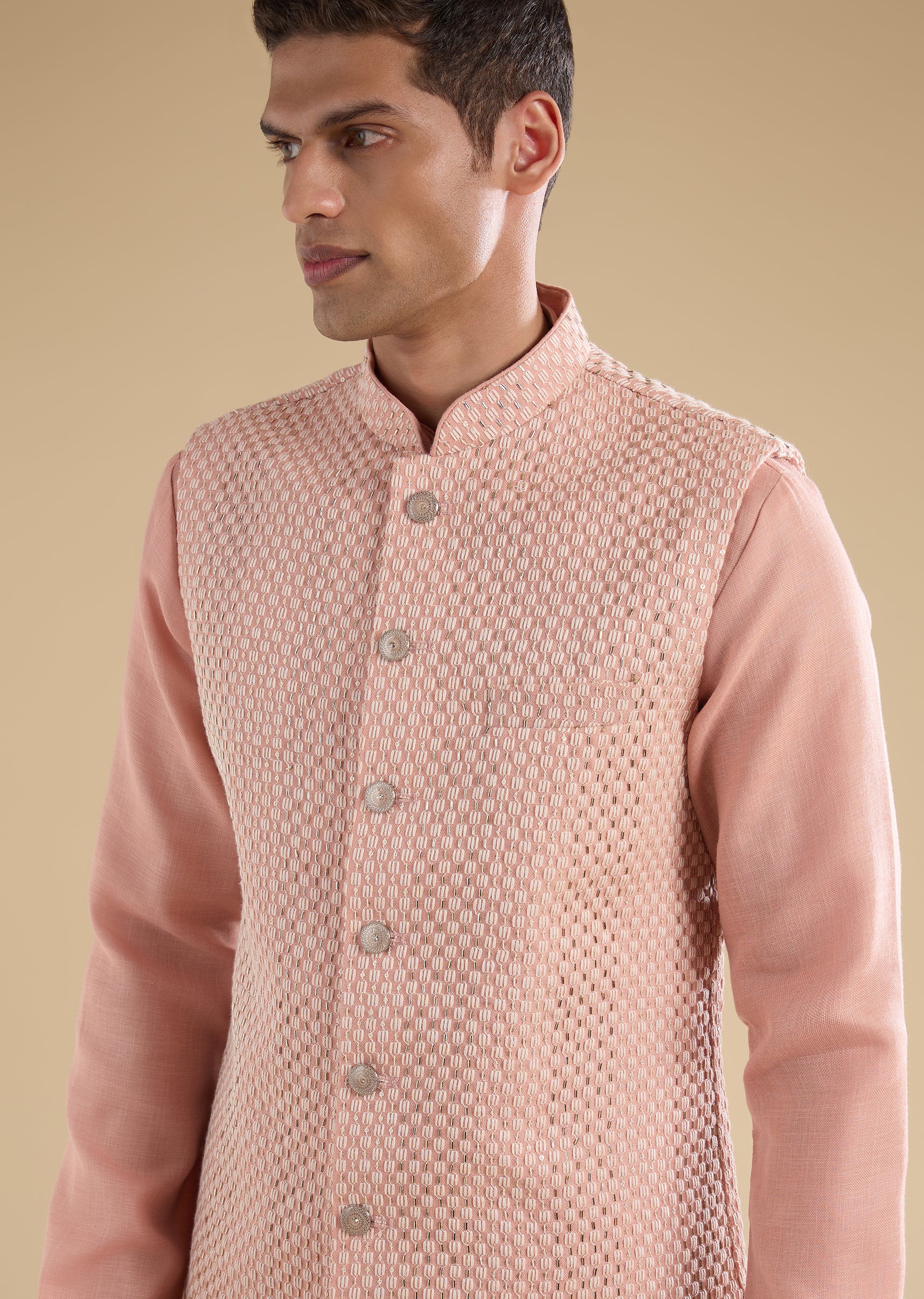 peach-embroidered-silk-kurta-jacket-set-sg370252-1 30796329-39ee-4744-82d7-f86649c794cc