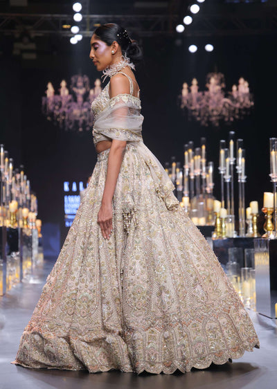 peach silk lehenga set with hand work embroidery-sg184009 1