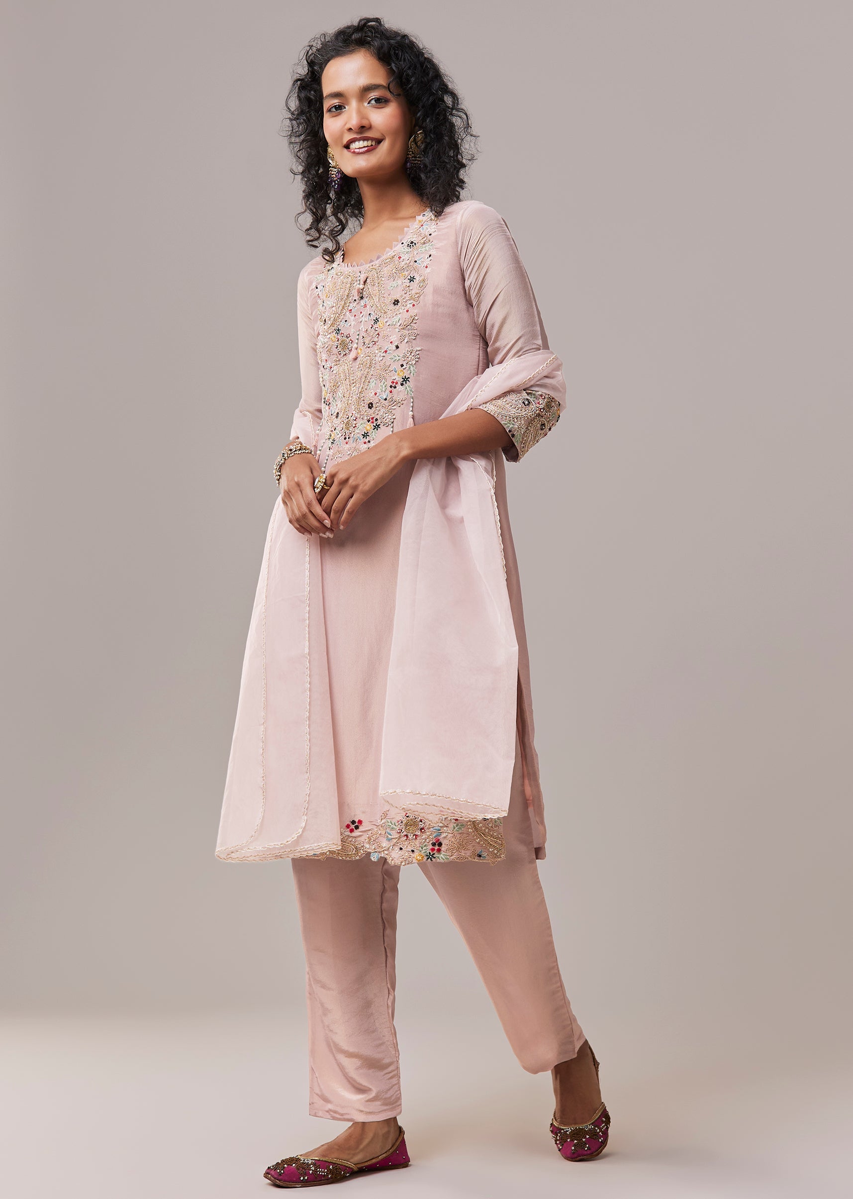 pink-bead-work-tissue-kurta-set-sg324740-3 5094273e-5fff-488b-b0e0-87a9a412afd4