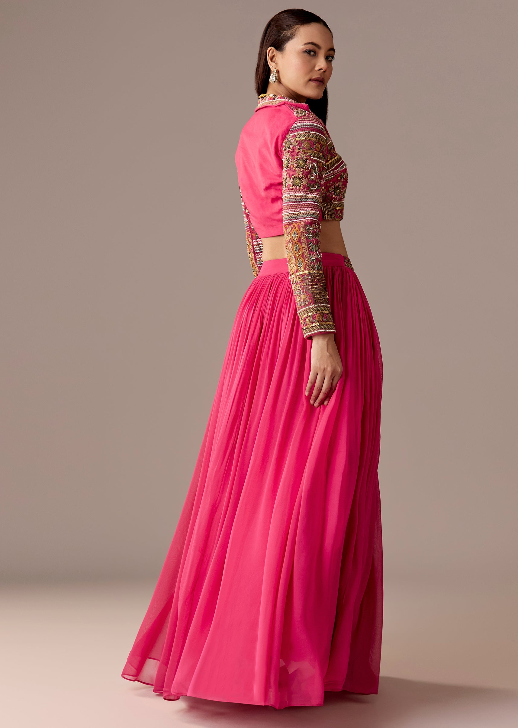pink-bridesmaid-lehenga-set-sg386163-5 e6b0ed48-aa1c-46cf-963b-cd7615877684
