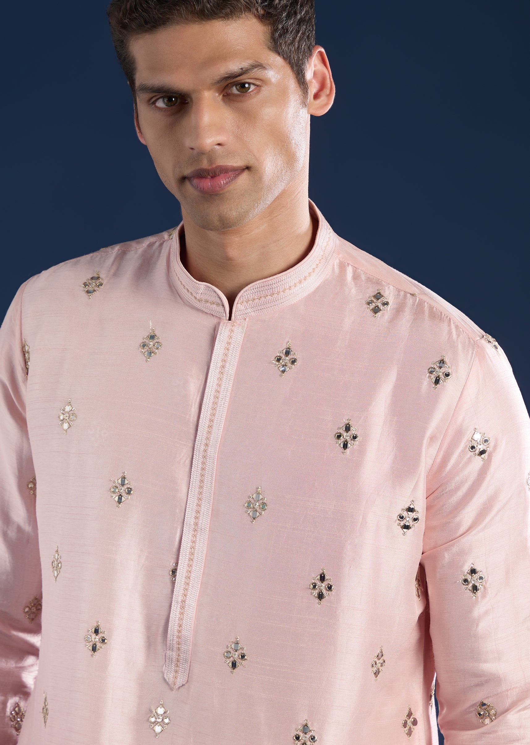pink-embellished-kurta-set-sg369745-2 86664486-6b1d-4818-8c36-c55a31b0a268