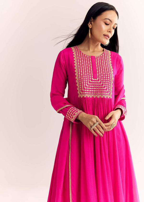 pink-zari-neckline-chinon-anarkali-suit-with-dupatta-sg321123-1