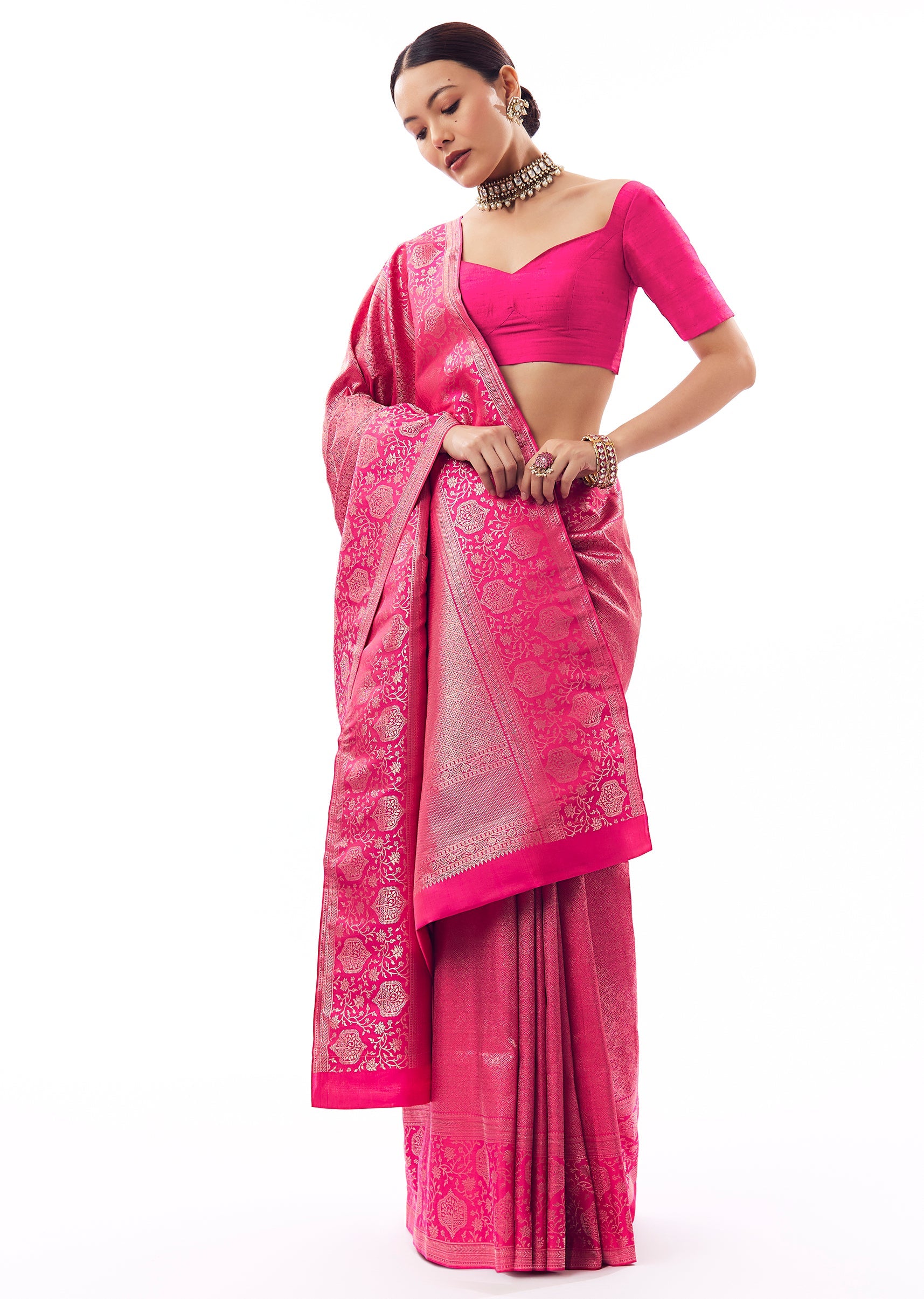 rani-pink-silk-chanderi-zari-woven-saree-and-floral-statement-border-sg334420-3 770c5ac5-e7ca-4d38-a2c7-d97870d2f781