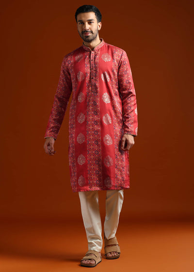 red-kurta-set-for-men-with-ethnic-motif-work-sg321252-1