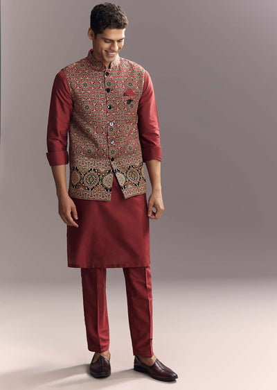 red-silk-kurta-jacket-set-for-men-with-hand-block-ajrakh-print-sg343592-1