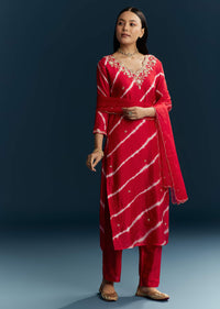 Red Silk Kurta Set With Leheriya Print And Embroidery