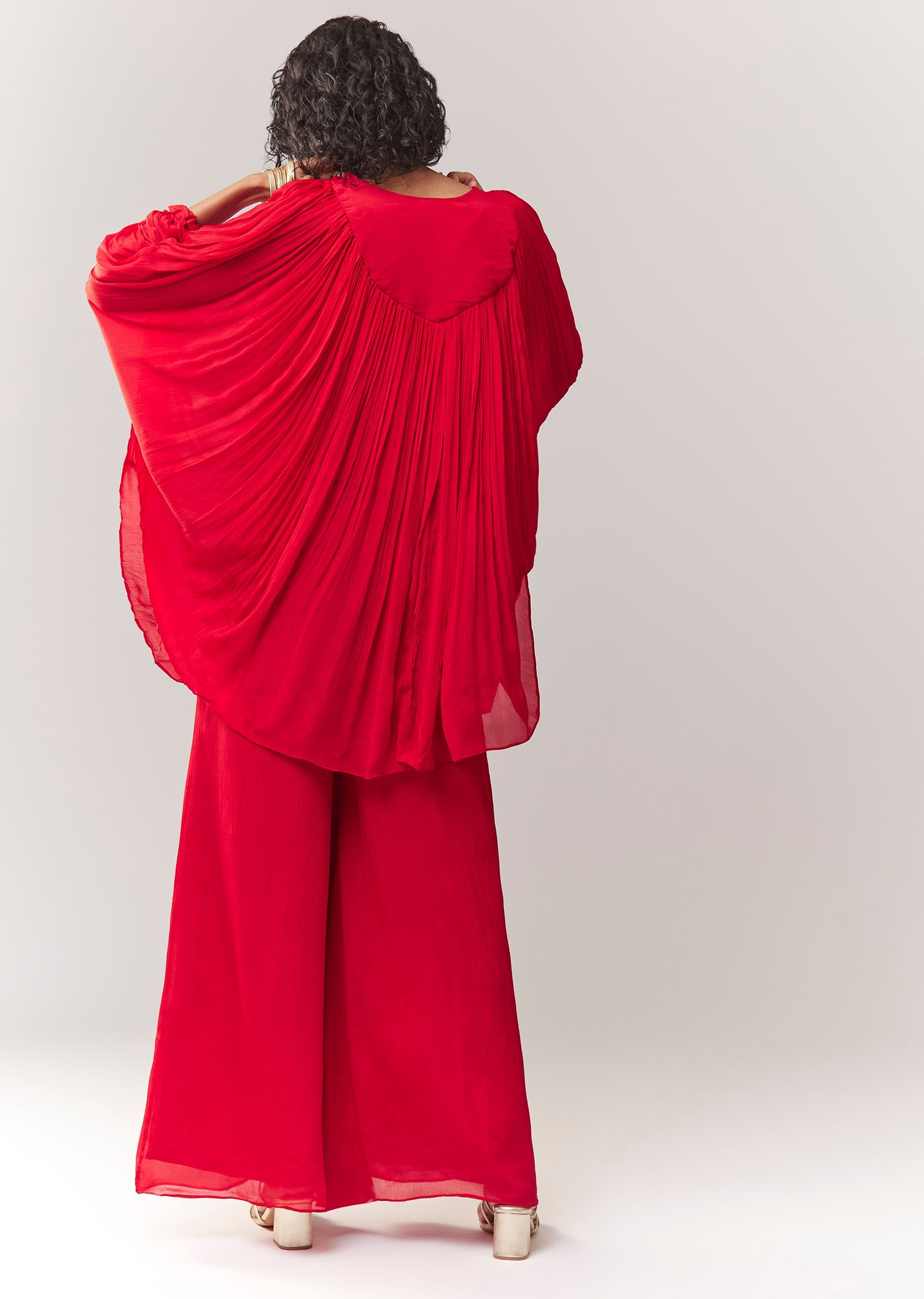 red-zardosi-and-thread-work-cape-set-with-palazzo-sg382323-5 568d7bc1-0973-48e7-8900-0968bd292ba6
