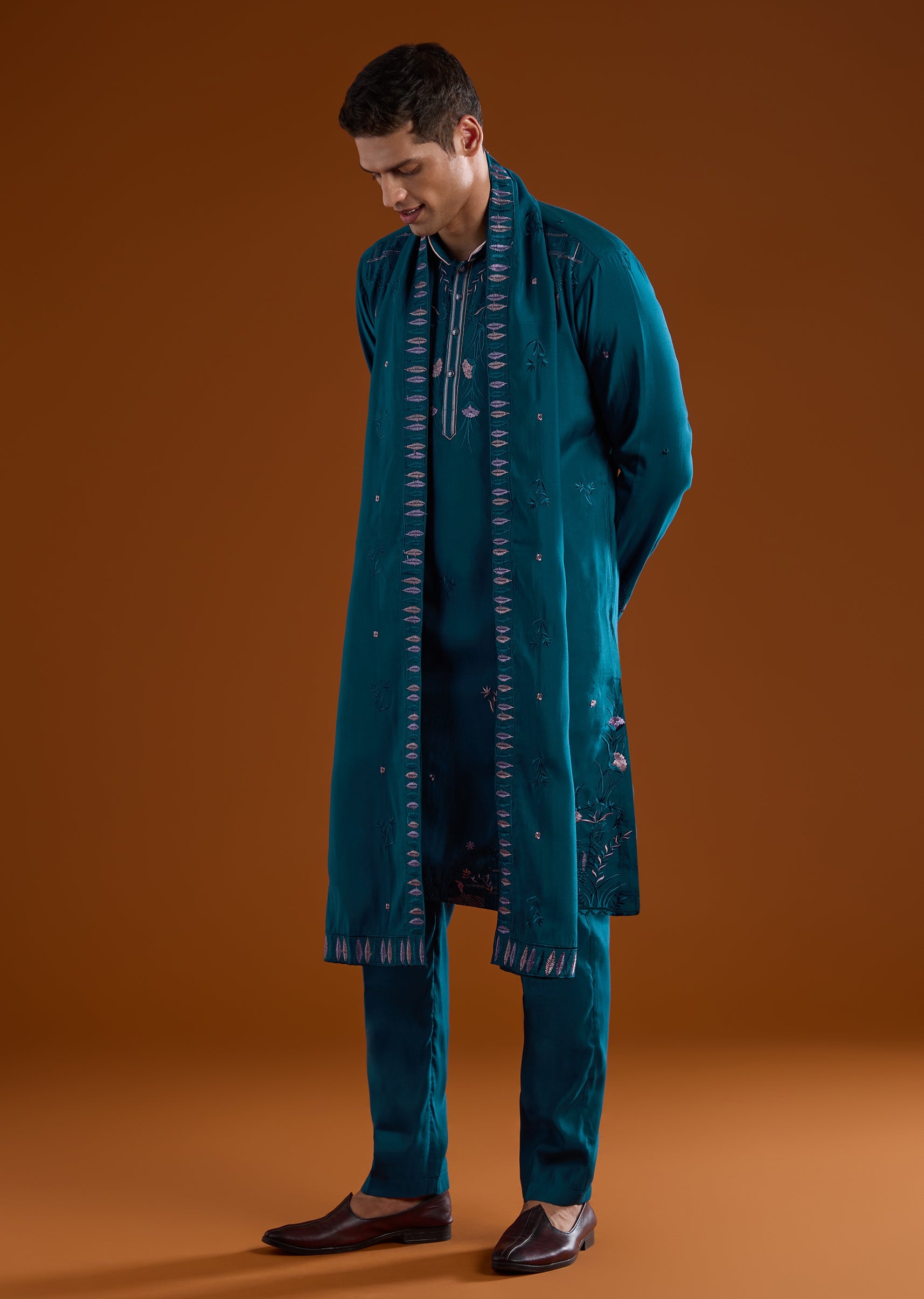 teal-blue-silk-kurta-set-with-dupatta-and-thread-work-sg321908-3