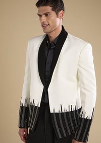 white-embellished-tuxedo-set-with-shirt-and-trousers-sg368670-1 5136e2a9-1f48-4370-8d46-ab9fc65400d6