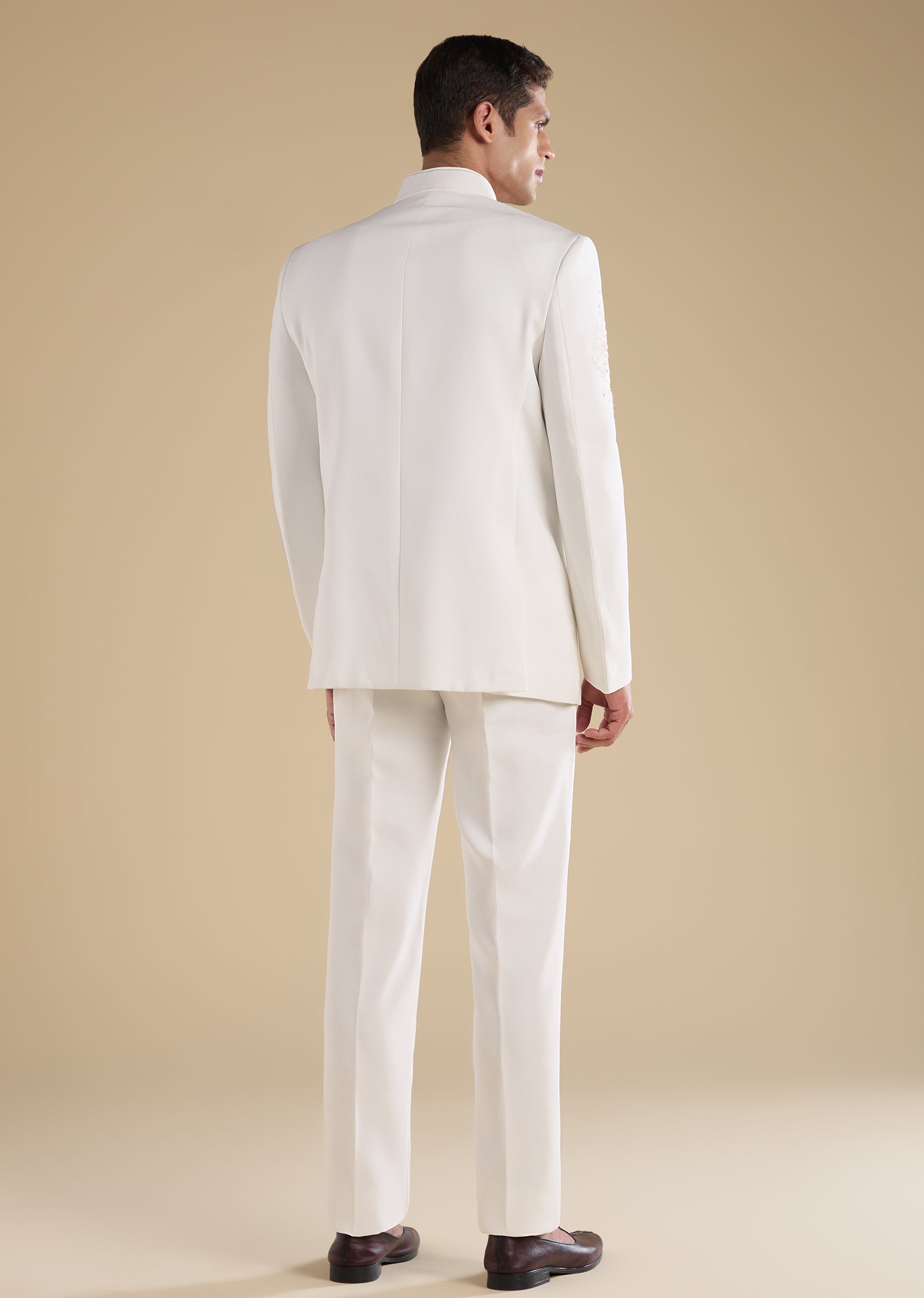 white-embroidered-jodhpuri-set-with-pants-sg372678-5 e631b165-80e3-4dec-9506-f64ff3e882cb