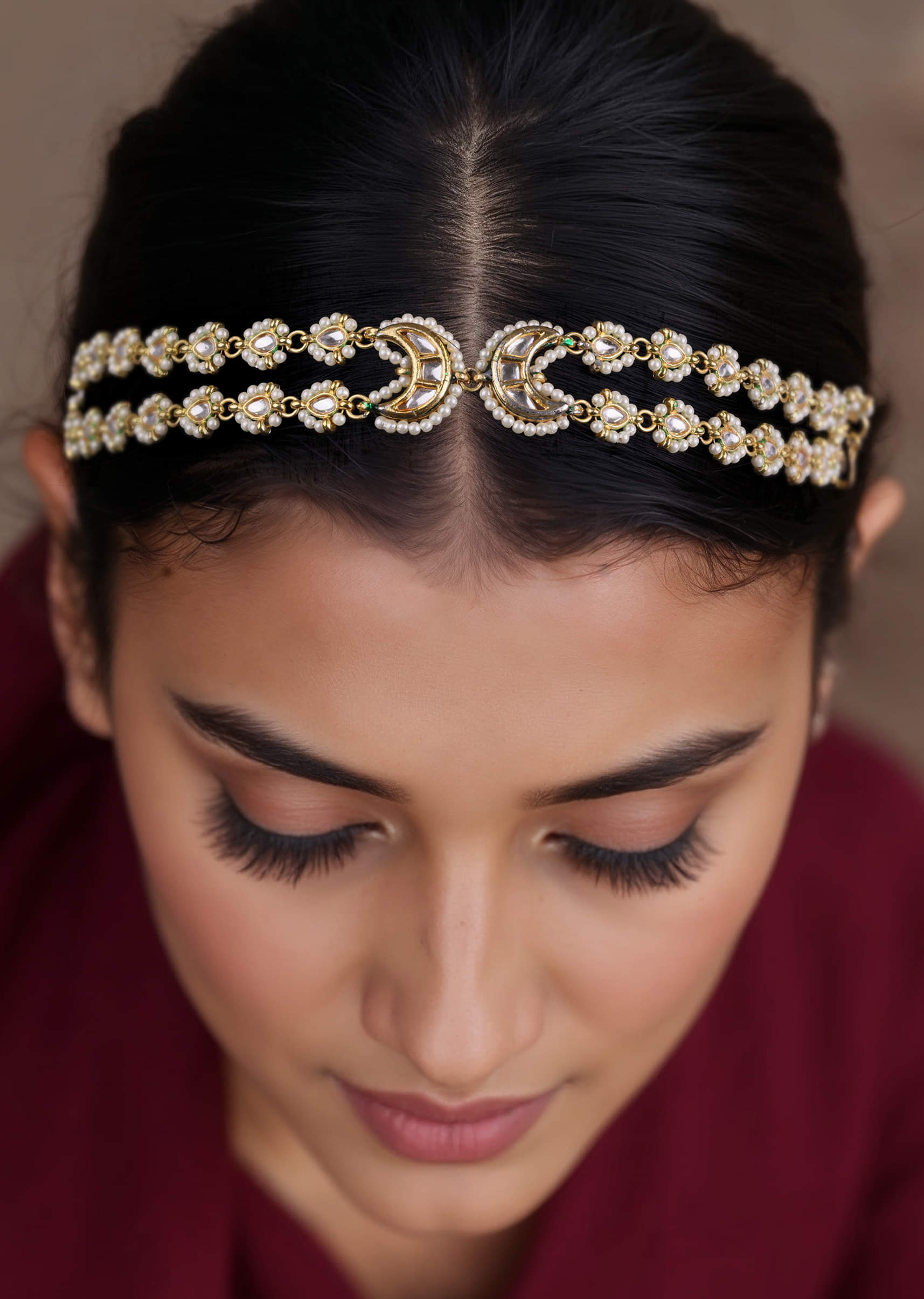 Buy White Kundan Crescent Motif Mathapatti | KALKI Fashion India