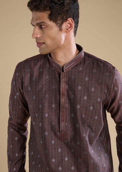 wine-jacquard-self-work-mens-kurta-and-pant-set-sg321356-2