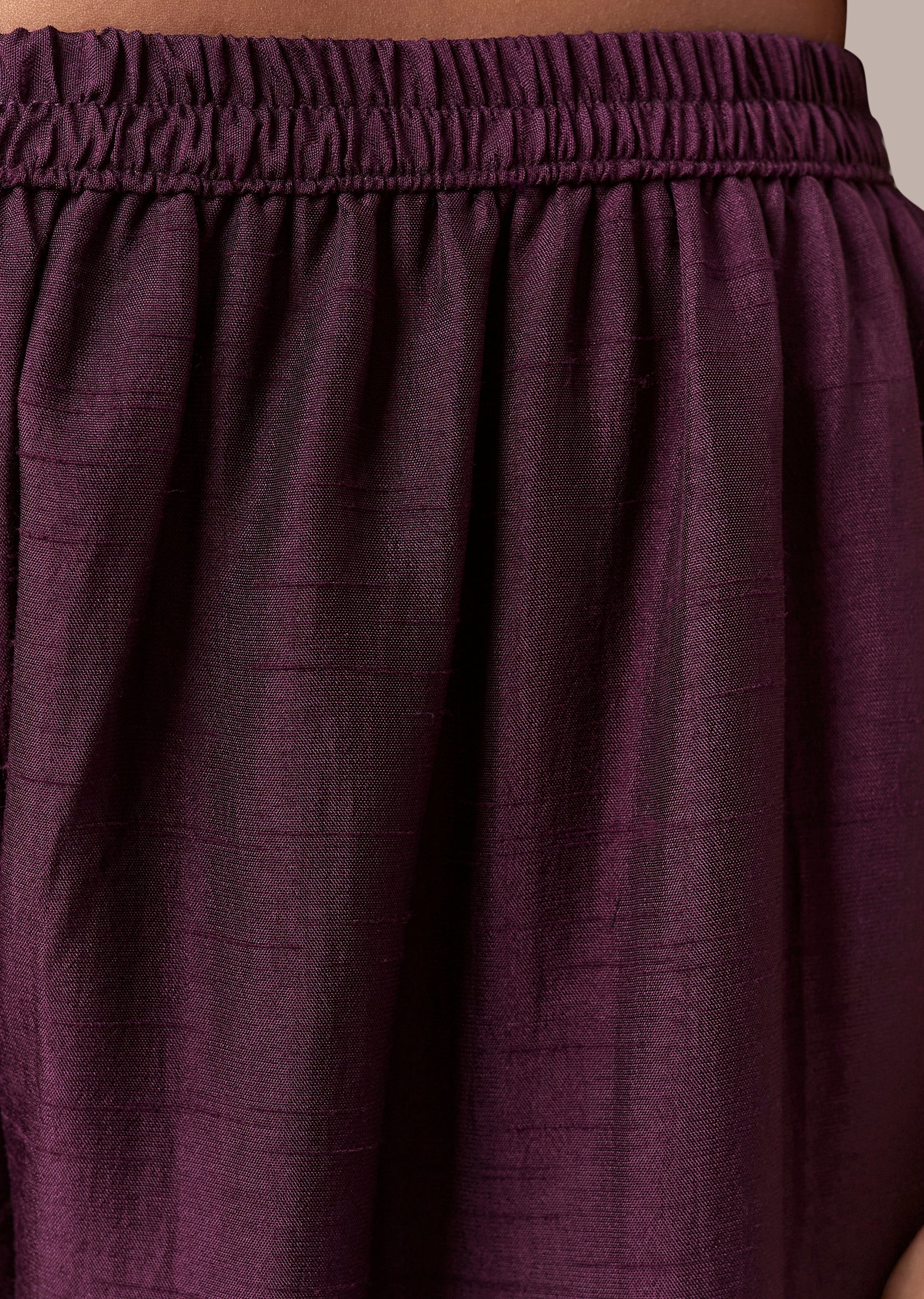 wine-silk-cape-co-ord-set-sg382190-6 b44eb402-ffab-4003-aeed-8408379142a4