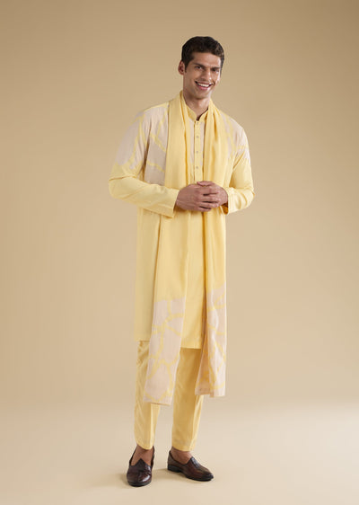 yellow-applique-kurta-set-with-dupatta-sg369068-1 80c06f41-c1e8-4cc6-bd80-db5eb04afbdb