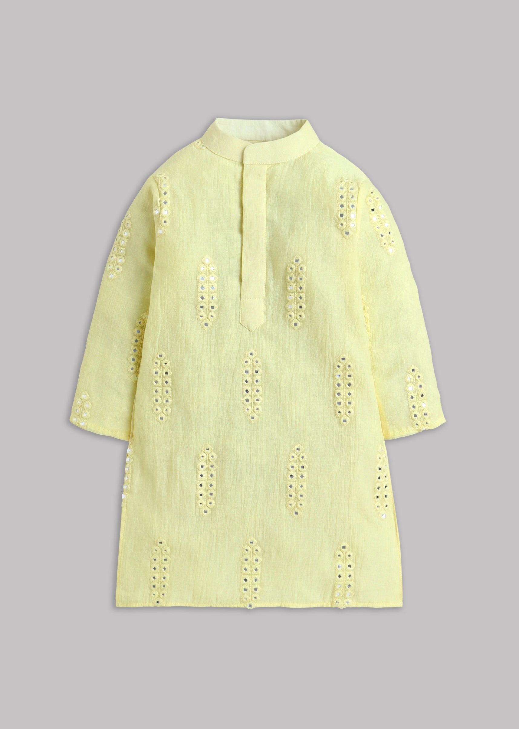 yellow-chanderi-kurta-set-with-embroidery-sg392844-2 35002c47-3b33-4217-a4d4-028458b500a9