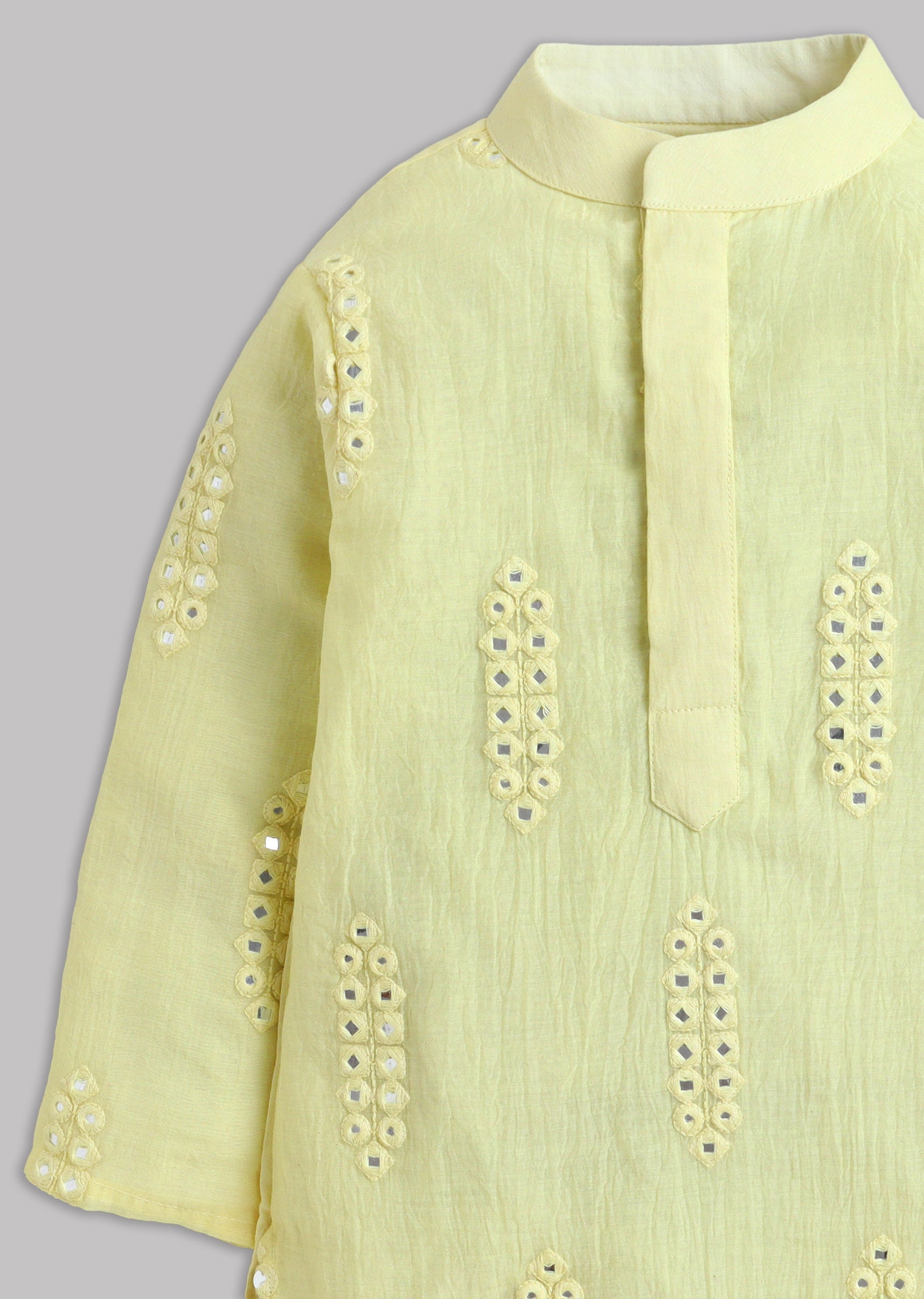 yellow-chanderi-kurta-set-with-embroidery-sg392844-4 7d7ad59b-f049-4c25-8651-745aeb454fa5