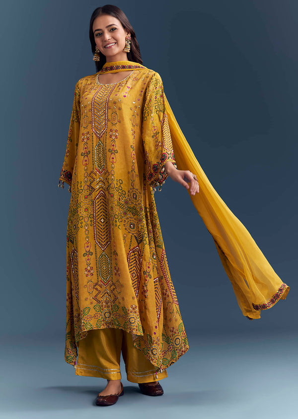 yellow-crepe-printed-kurta-set-with-sequins-work-1
