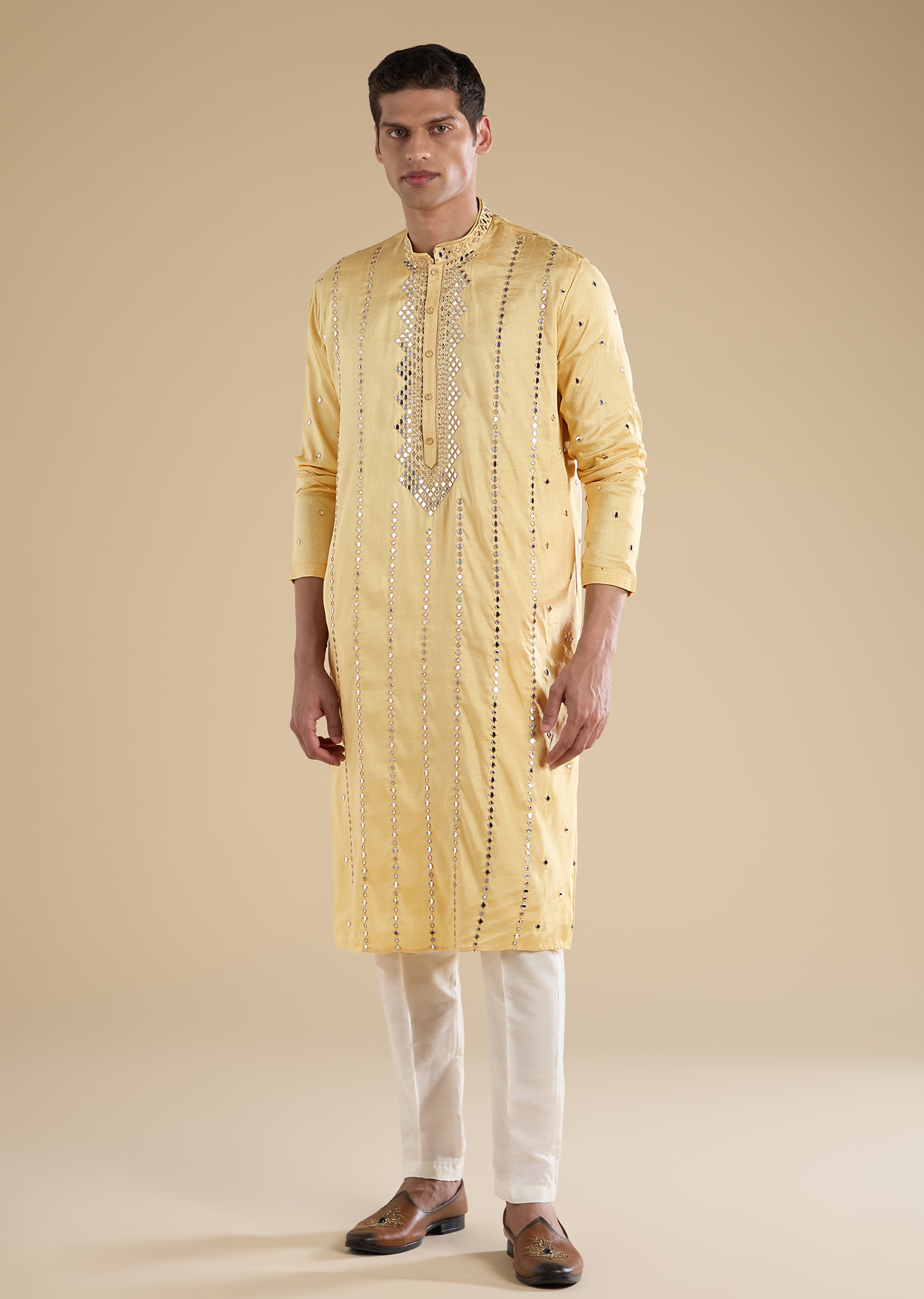 yellow-embroidered-kurta-set-sg377060-1 468a2b59-3ca4-4b59-9938-14265ac69721