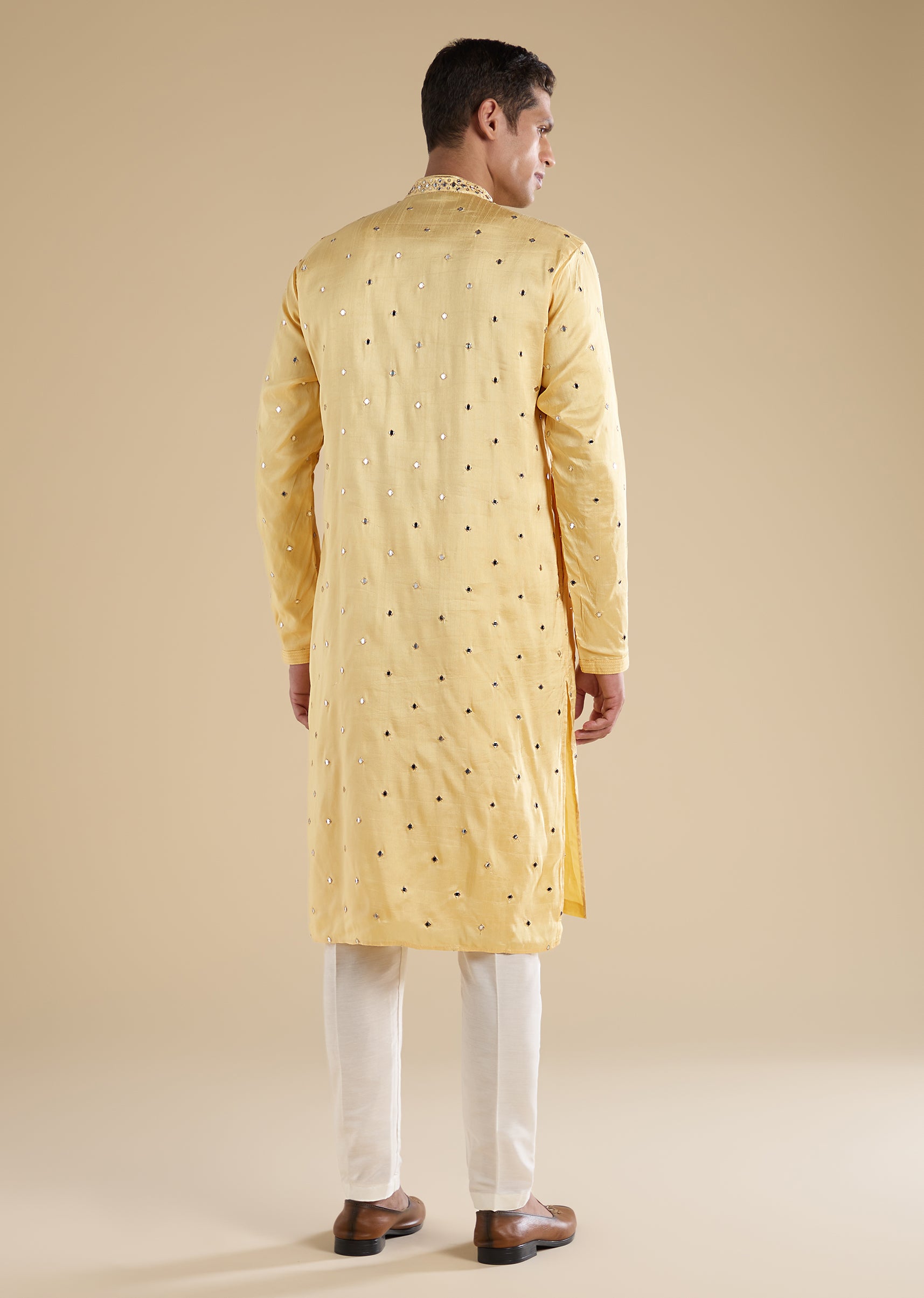 yellow-embroidered-kurta-set-sg377060-5 6b5dae0e-2df7-43e2-b47f-03b1f34d2f66