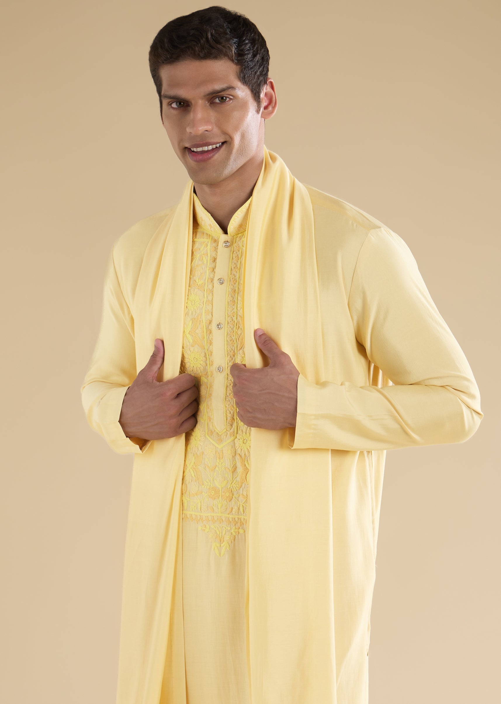 yellow-embroidered-kurta-set-with-dupatta-sg369464-2 c368afe1-348c-4a50-b9d8-a6c0534f13a2