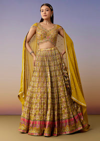 yellow-printed-bridesmaid-lehenga-set-sg389653-1 cc16f958-3185-4e9f-ba5b-4d3a4477798c