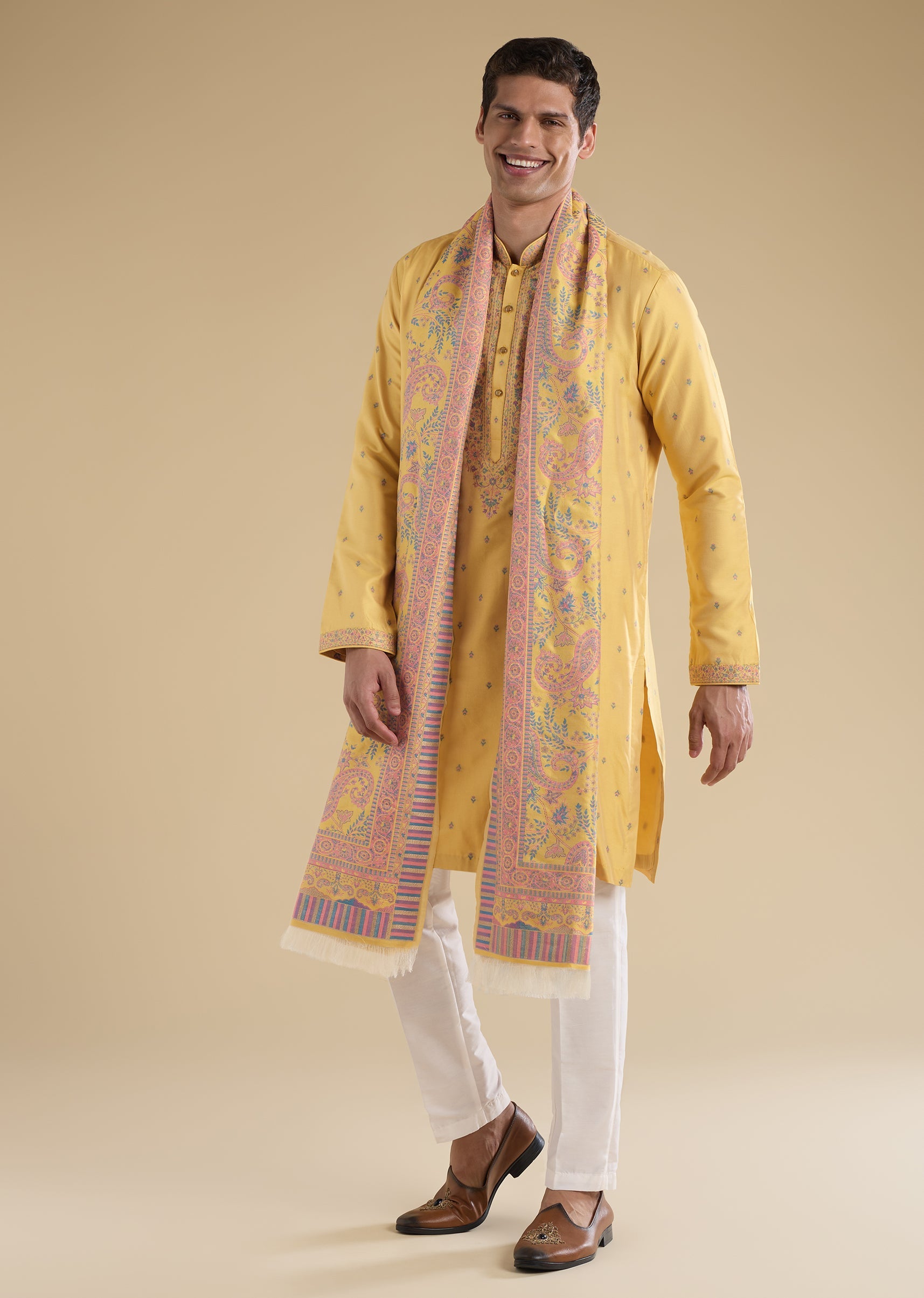 yellow-printed-kurta-set-with-dupatta-sg332556-1 ea84e67b-bcce-4a67-9f1b-34ac698c07e0