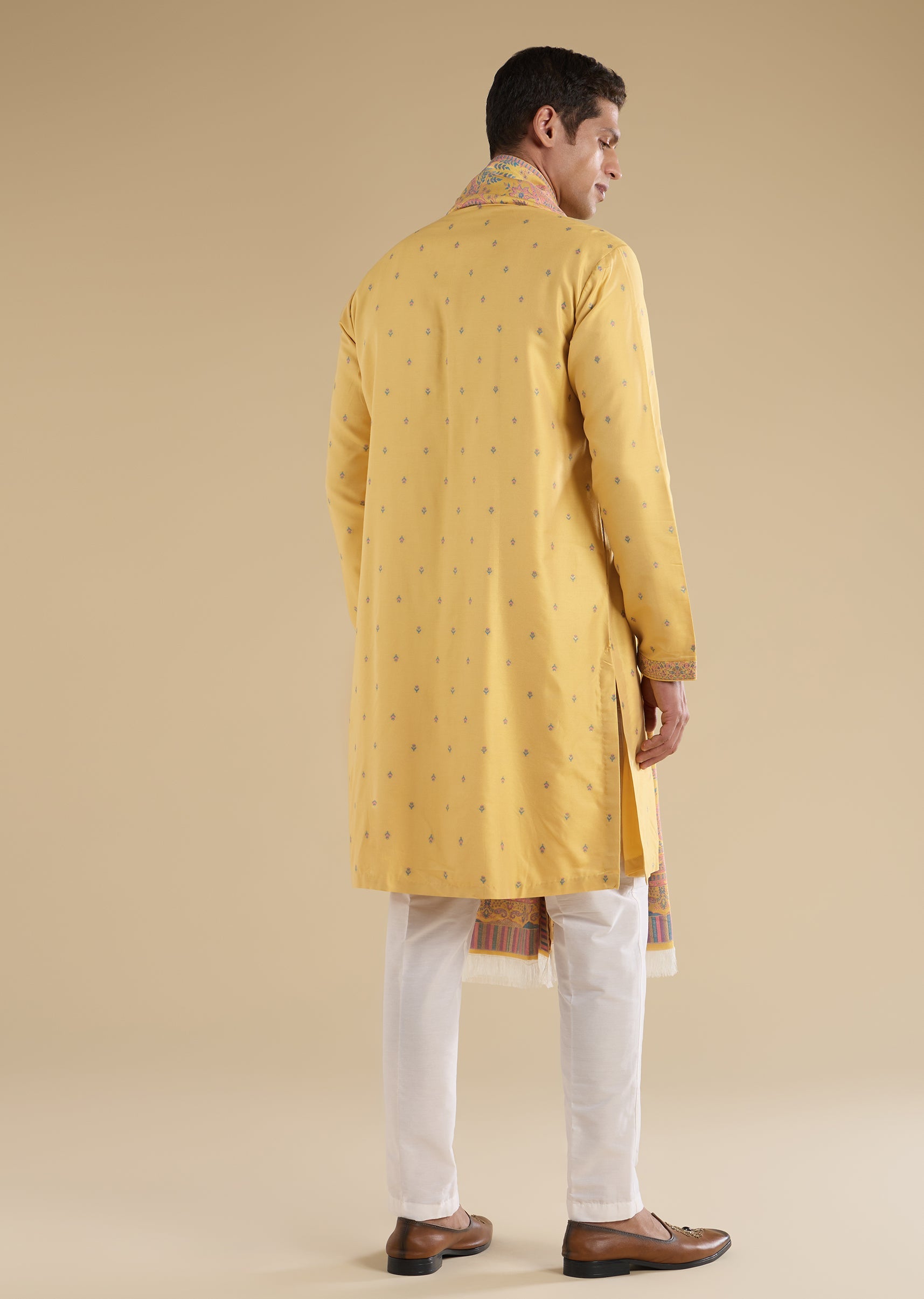 yellow-printed-kurta-set-with-dupatta-sg332556-5 af53632e-1a05-4956-ae5d-2e0fb8bb53f3
