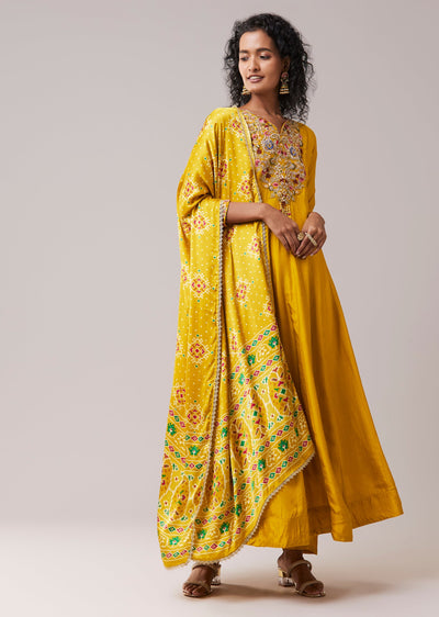 yellow-silk-embroidered-anarkali-set-sg344624-1 ced95552-97ff-46b3-b214-80732de9449b