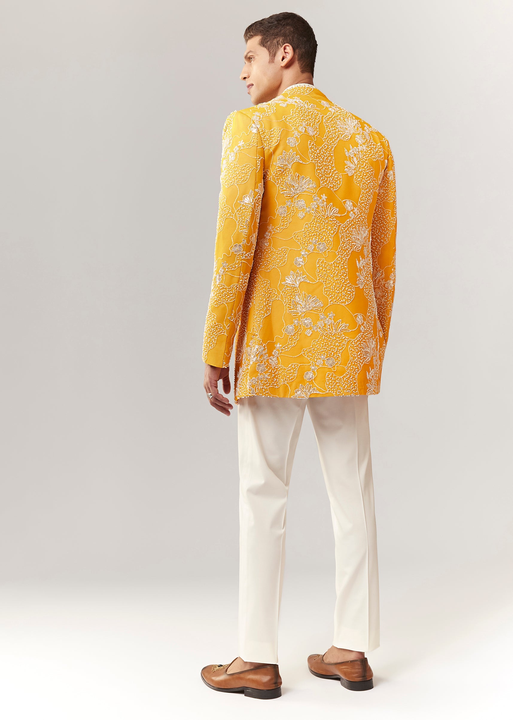 yellow-silk-indo-western-set-with-cutdana-sequins-and-resham-work-sg327575-5 aad994f0-cd65-4477-92b7-961a02820c82