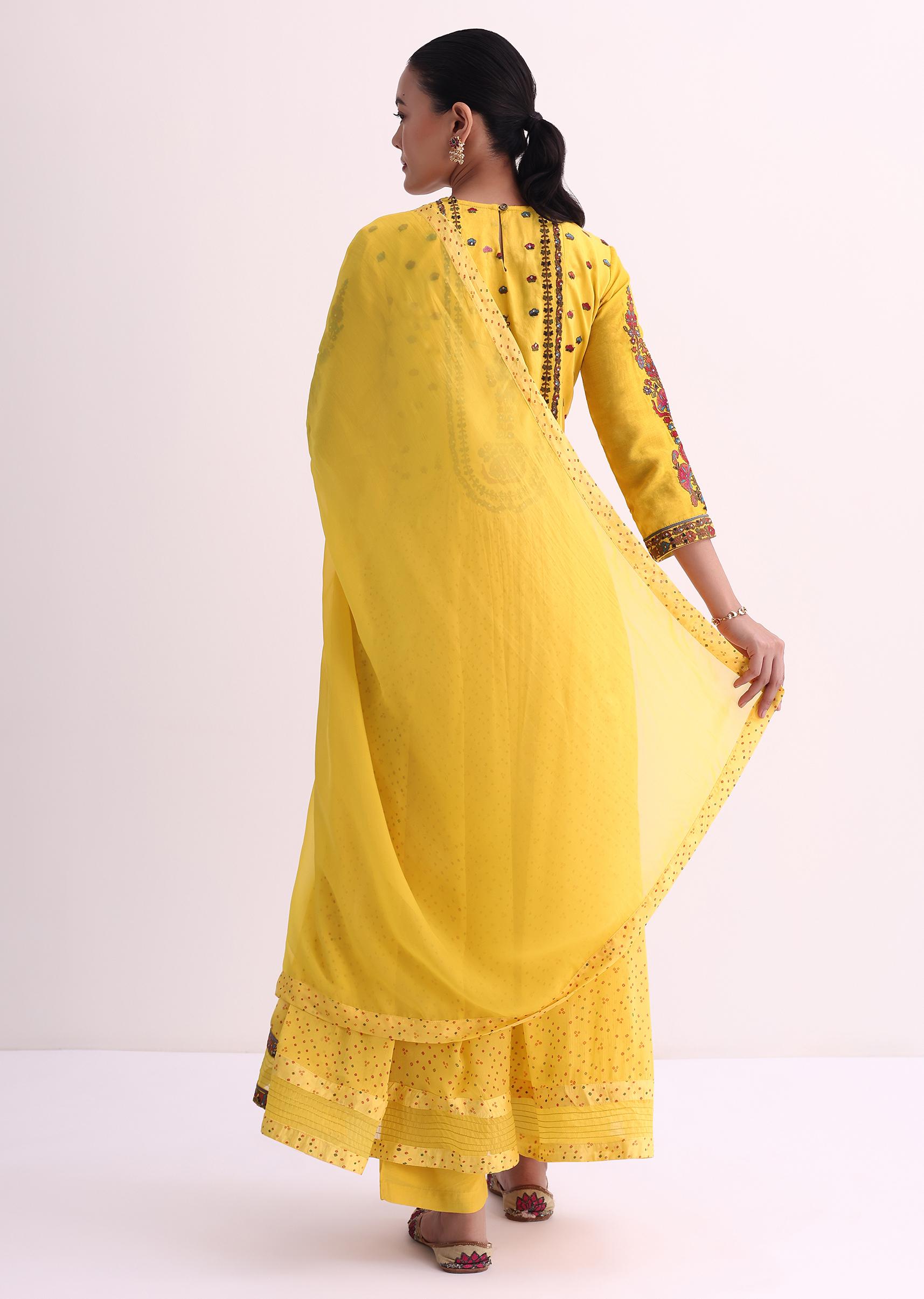 yellow chiffon kurti pant set with dupatta and resham-sg221497 13