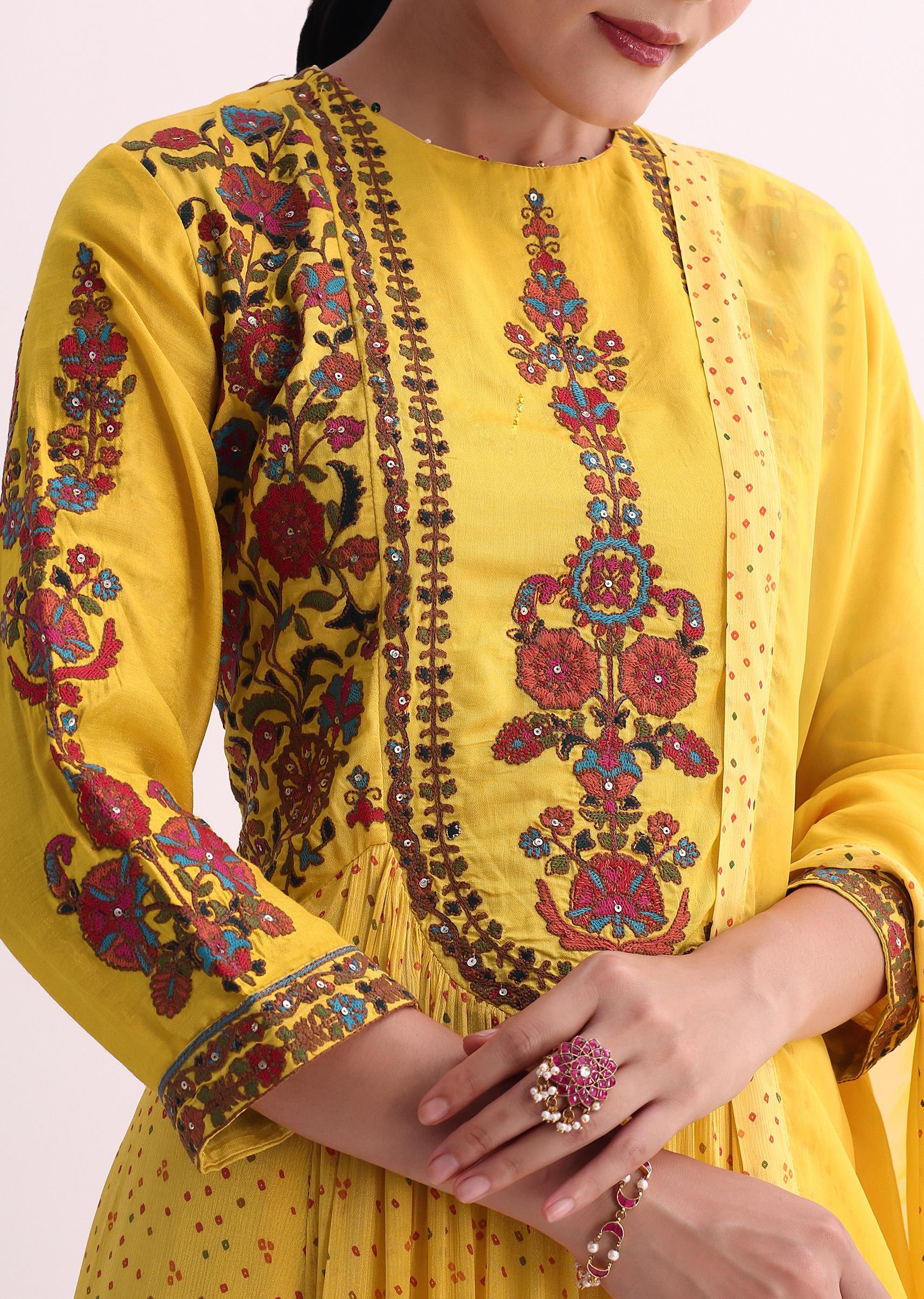 yellow chiffon kurti pant set with dupatta and resham-sg221497 14